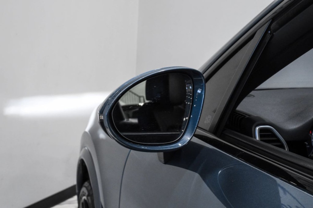 2019 Porsche Cayenne Image 40