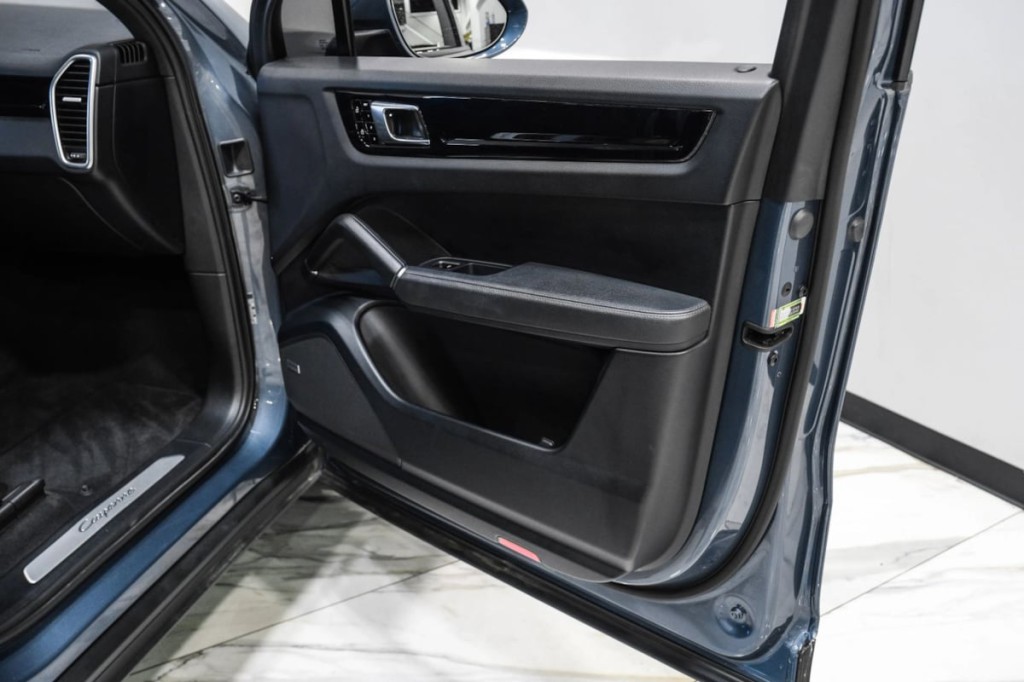 2019 Porsche Cayenne Image 43