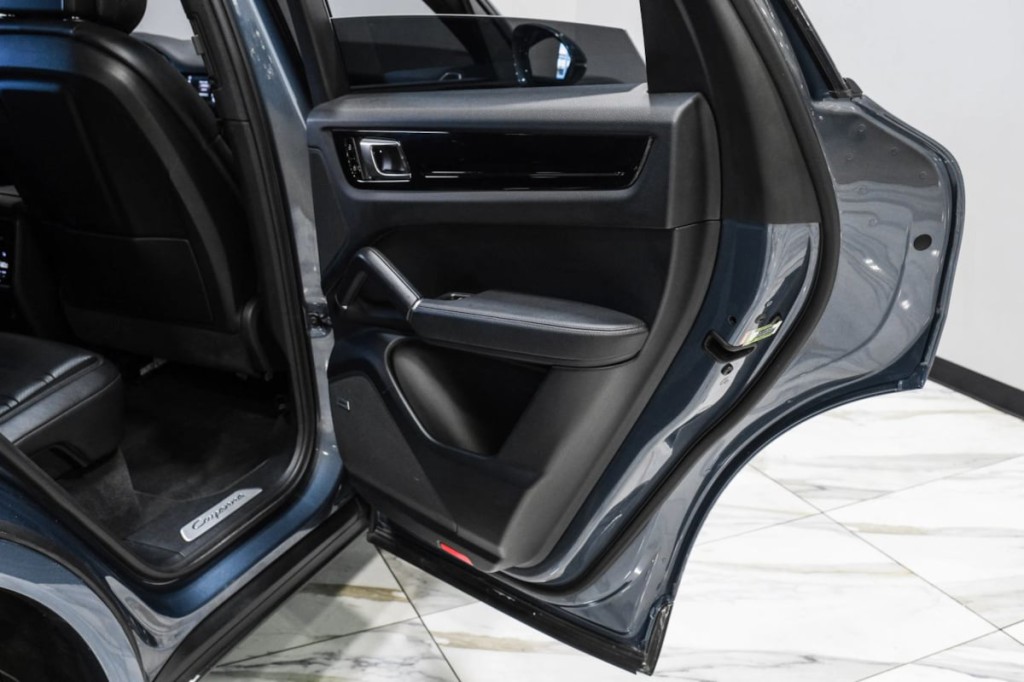 2019 Porsche Cayenne Image 45