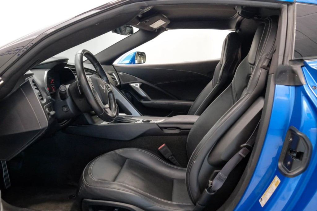 2014 Chevrolet Corvette Image 5