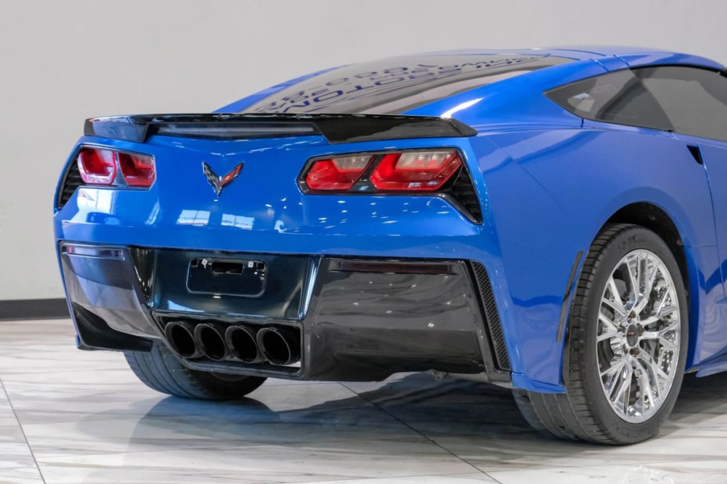 2014 Chevrolet Corvette Image 11