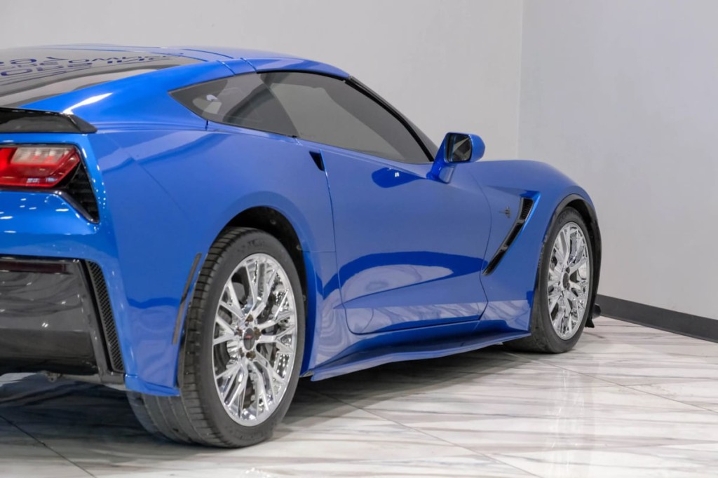 2014 Chevrolet Corvette Image 12