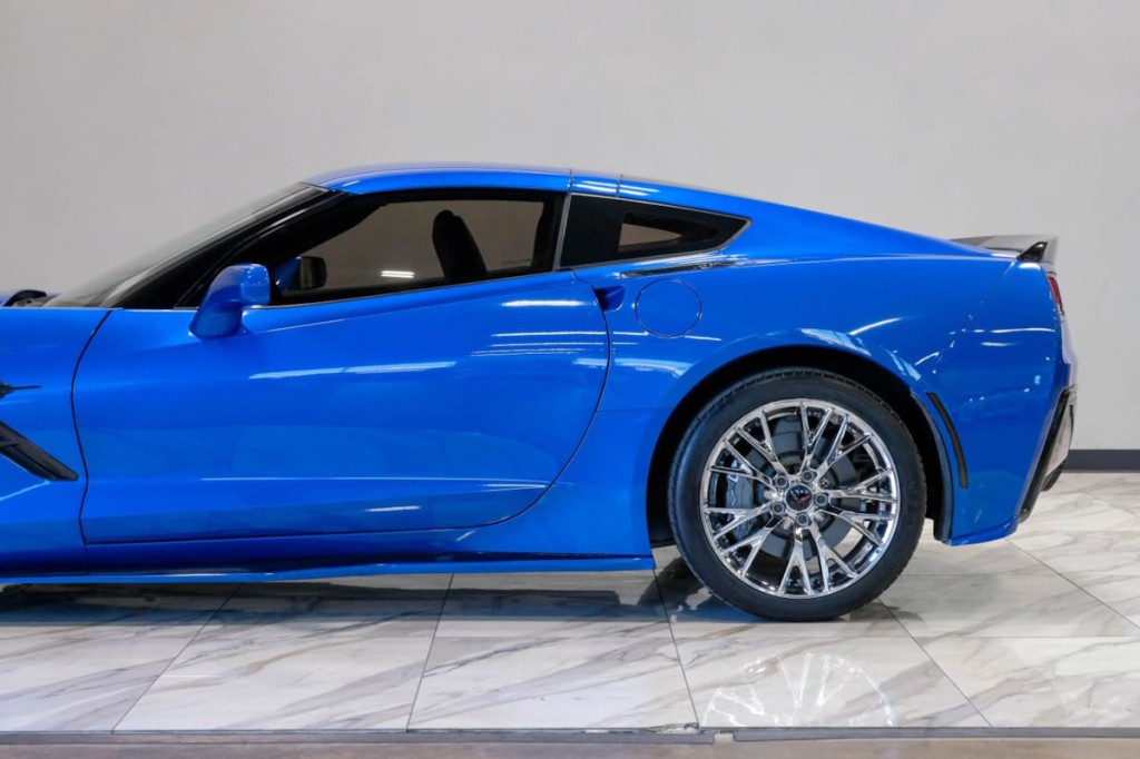 2014 Chevrolet Corvette Image 16