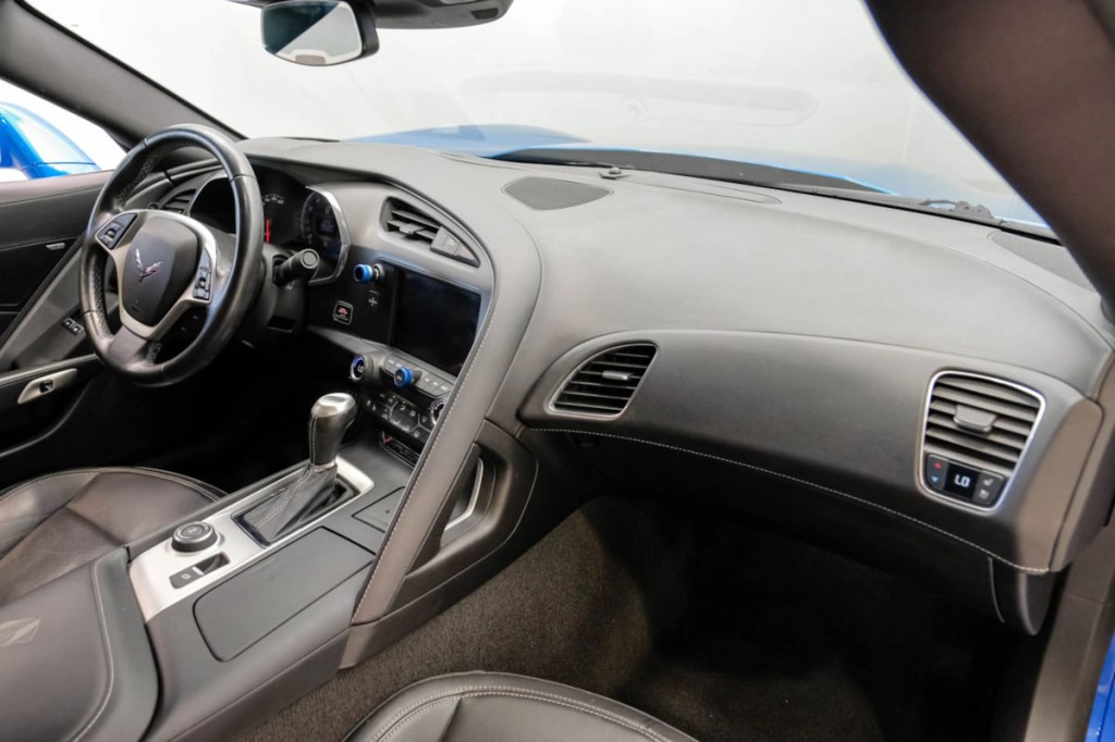 2014 Chevrolet Corvette Image 17
