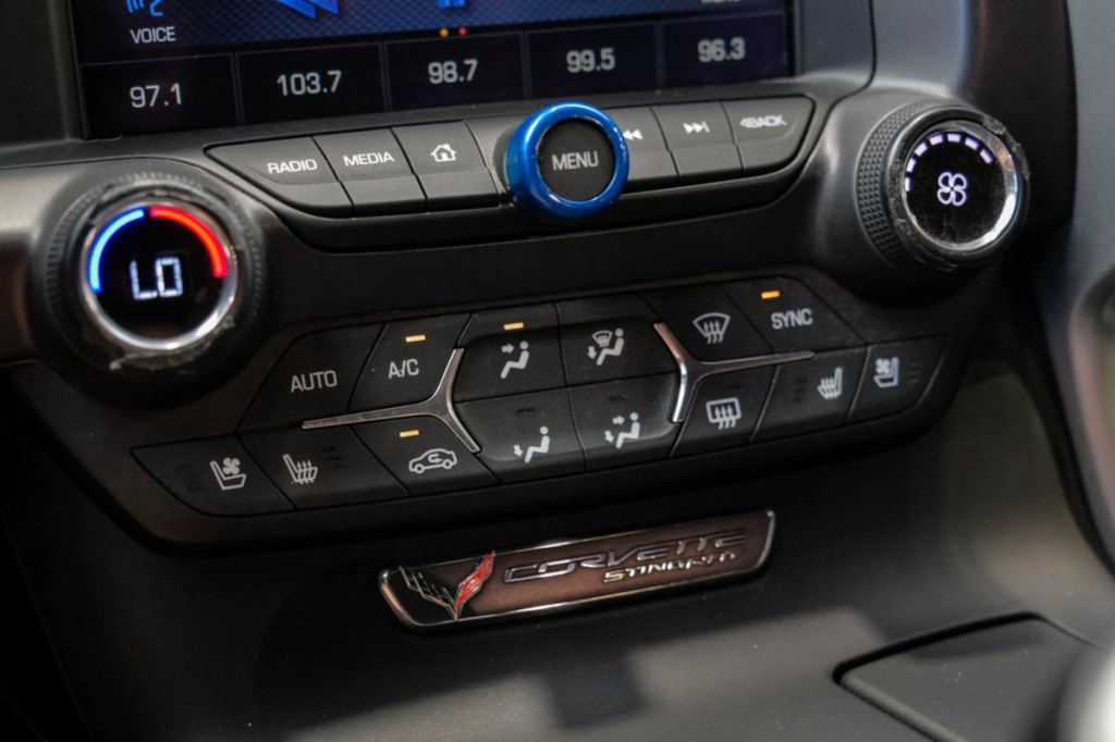 2014 Chevrolet Corvette Image 32