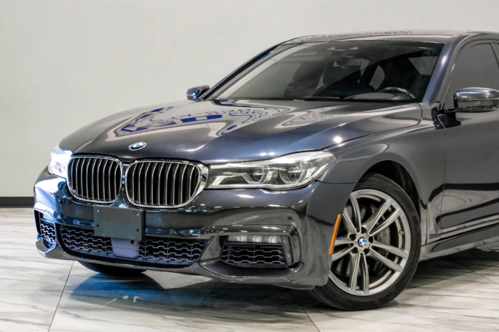 2016 BMW 7 Series Image 7