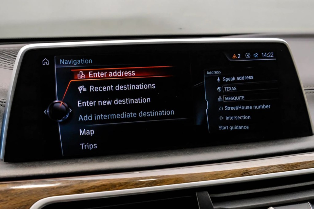 2016 BMW 7 Series Image 37
