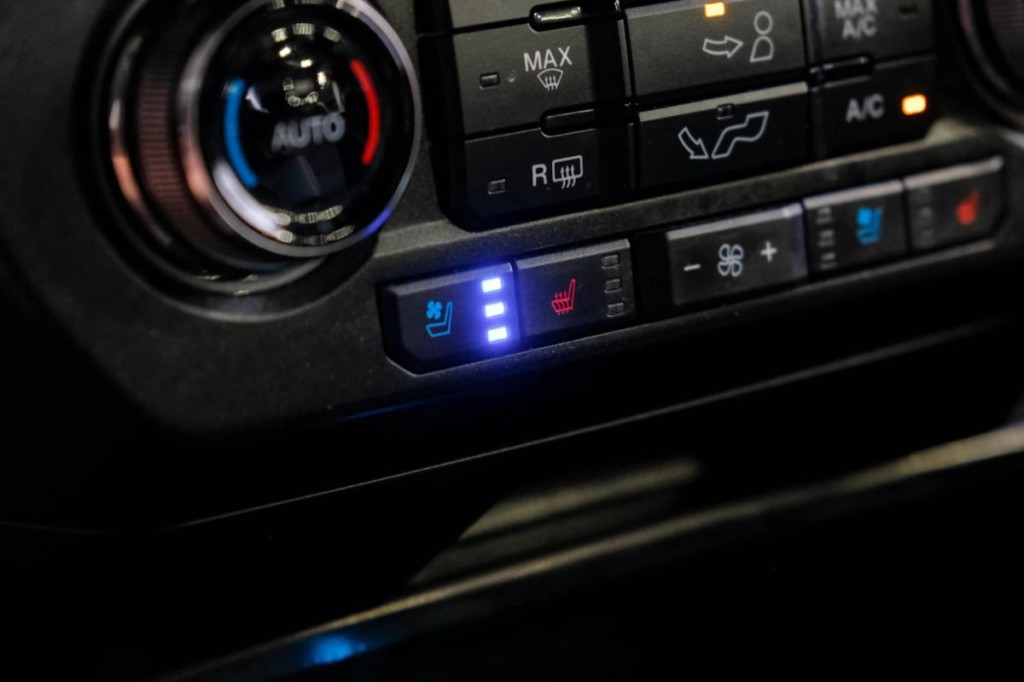 2020 Ford F-150 Image 34