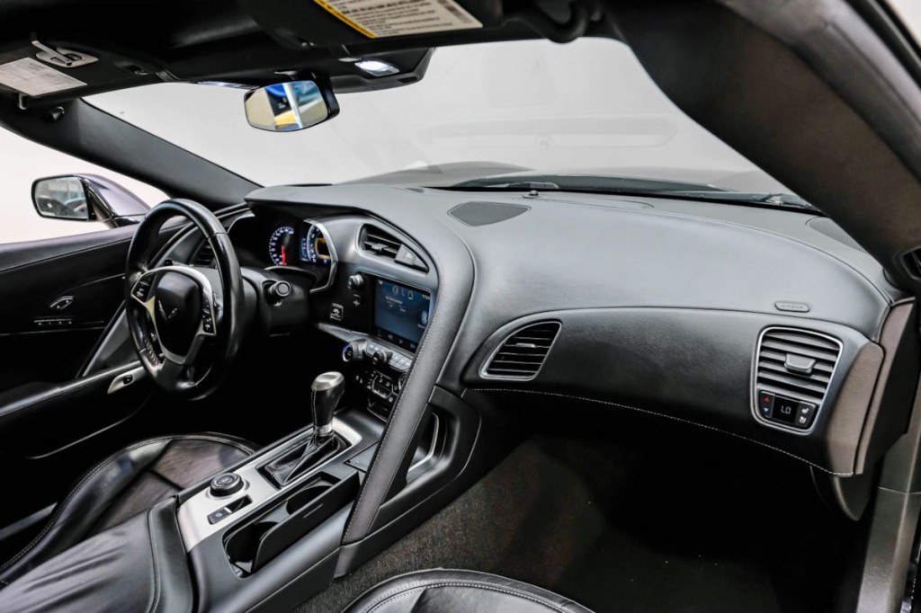 2014 Chevrolet Corvette Image 15