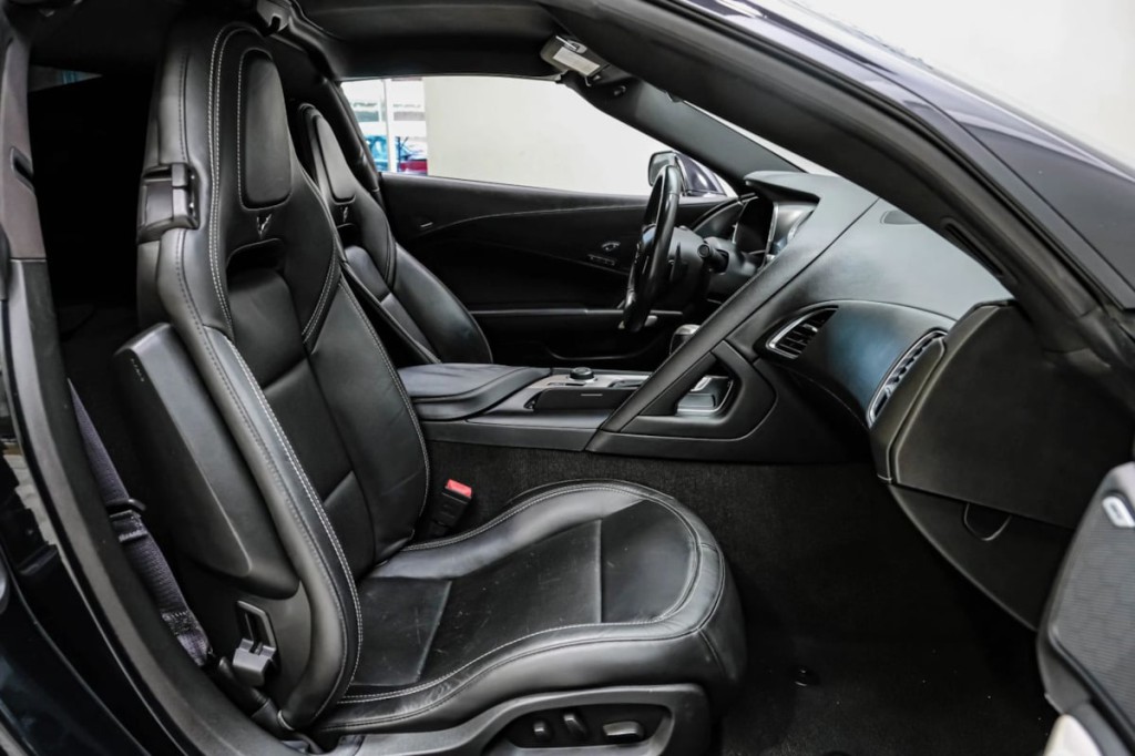 2014 Chevrolet Corvette Image 30