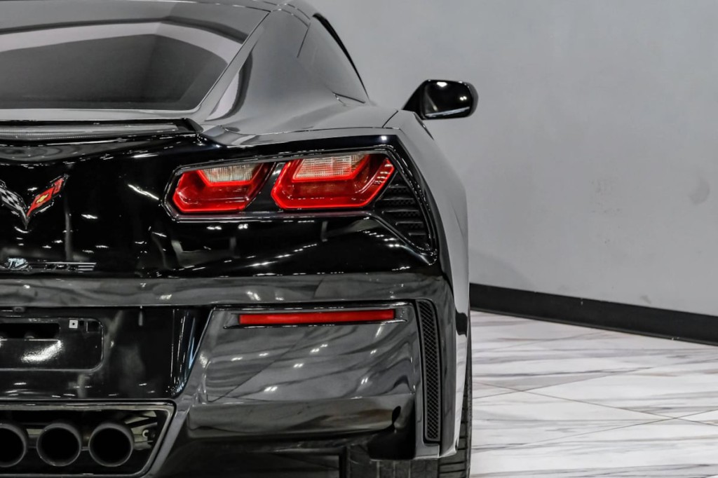 2014 Chevrolet Corvette Image 37