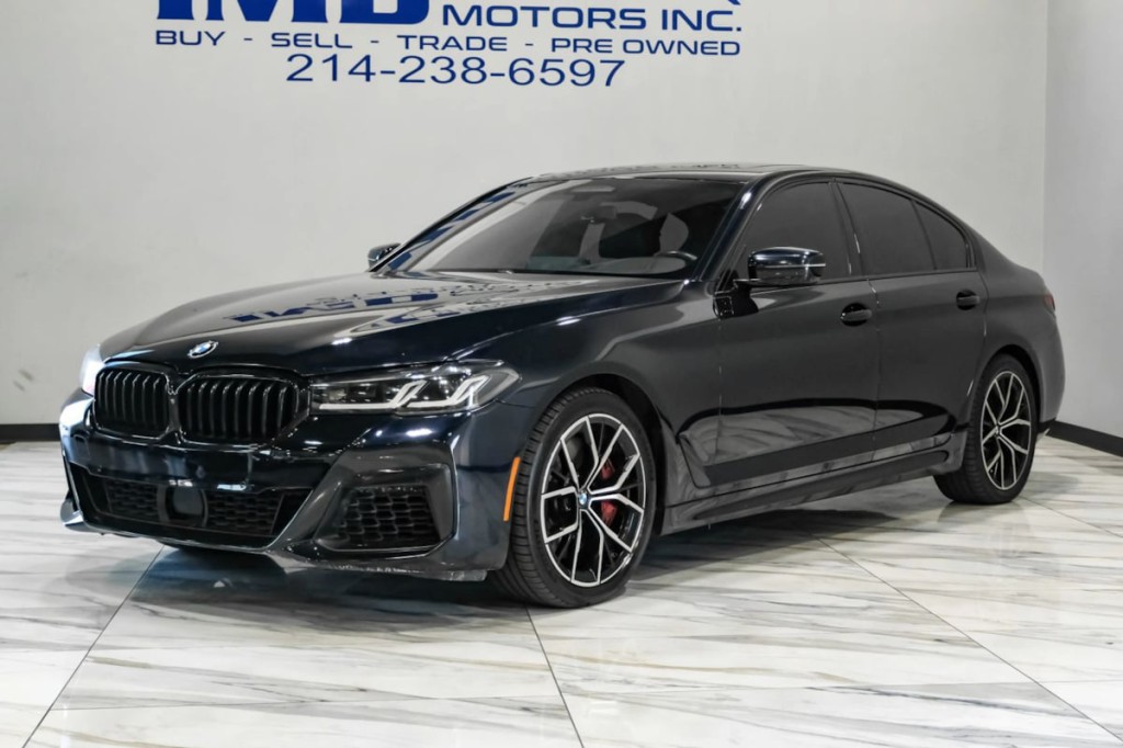 2021 BMW 5 Series Image 2