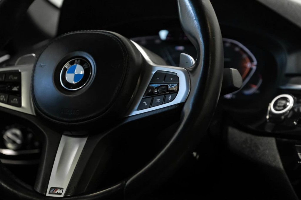 2021 BMW 5 Series Image 22