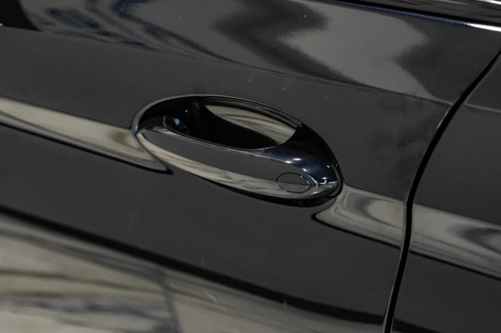 2021 BMW 5 Series Image 37