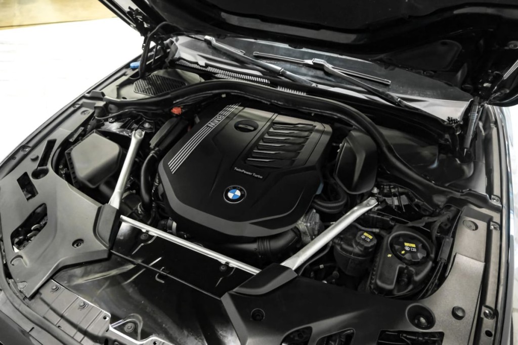 2021 BMW 5 Series Image 46