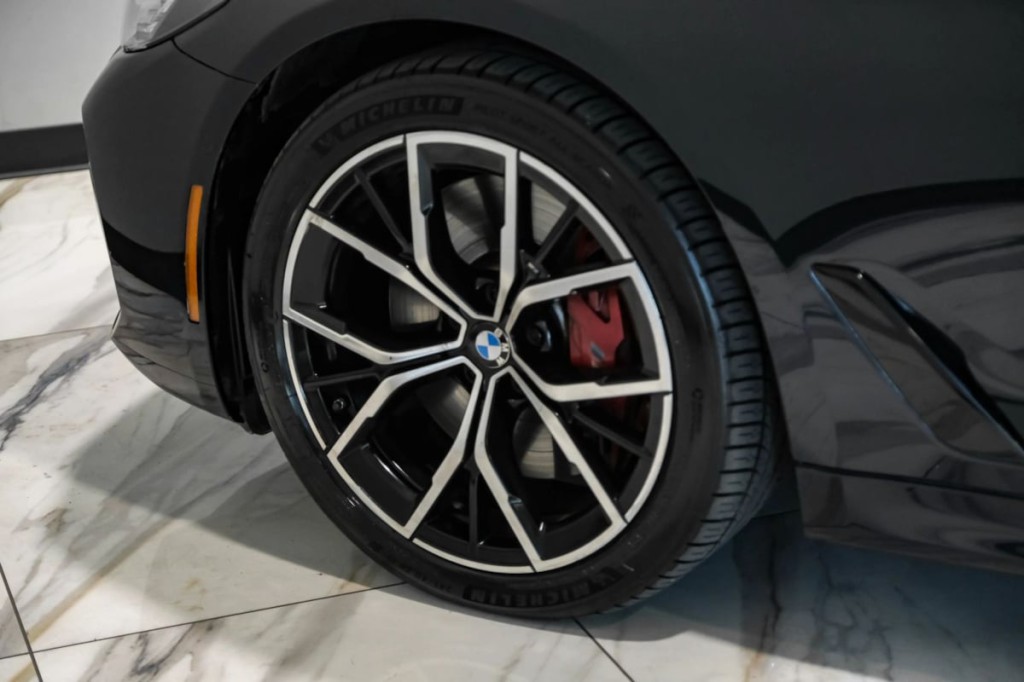 2021 BMW 5 Series Image 54