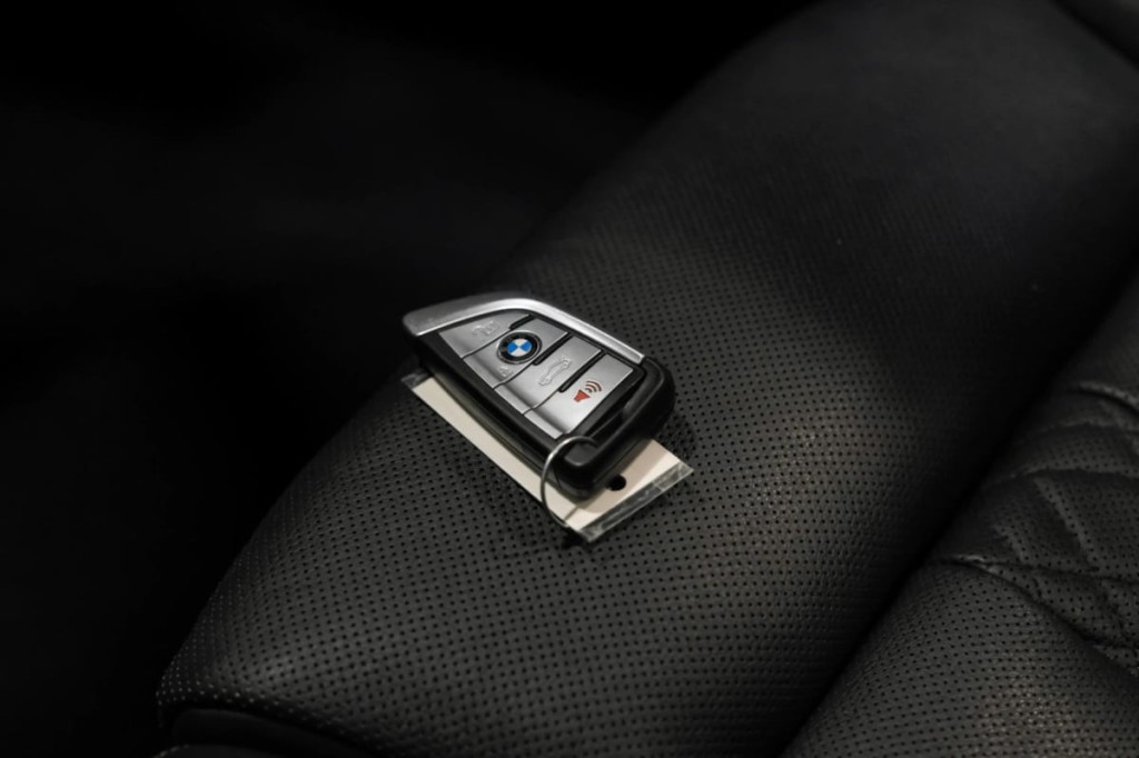 2021 BMW 5 Series Image 56