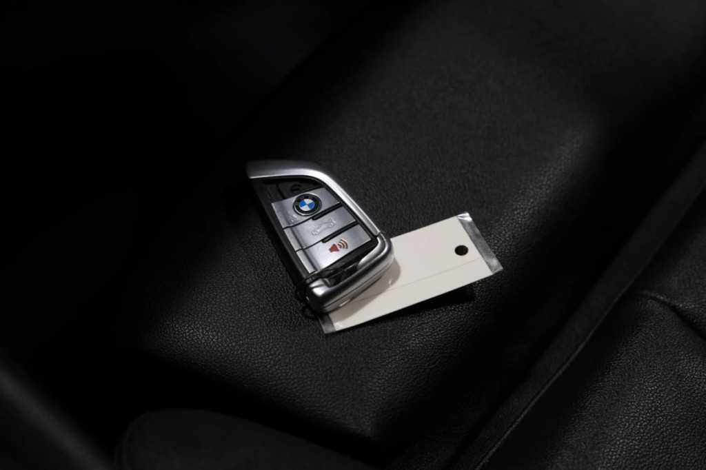 2017 BMW 5 Series Image 56