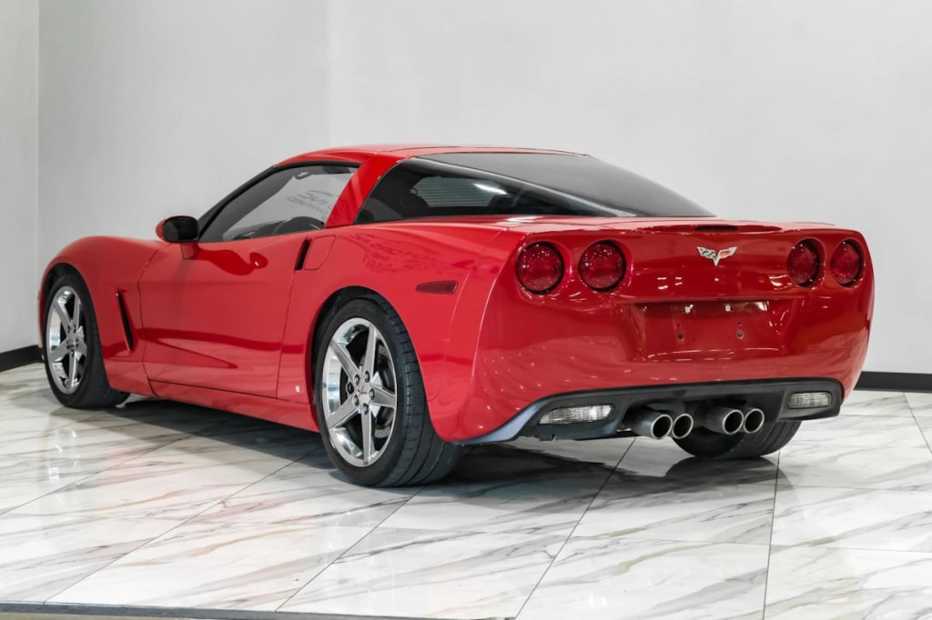 2006 Chevrolet Corvette Image 10