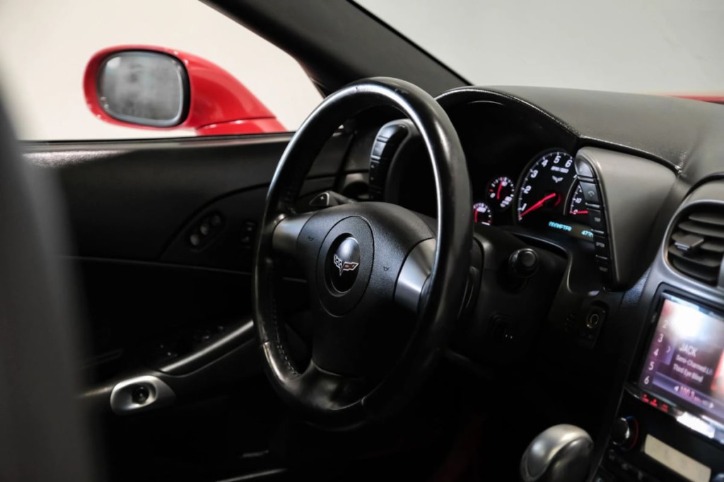 2006 Chevrolet Corvette Image 14