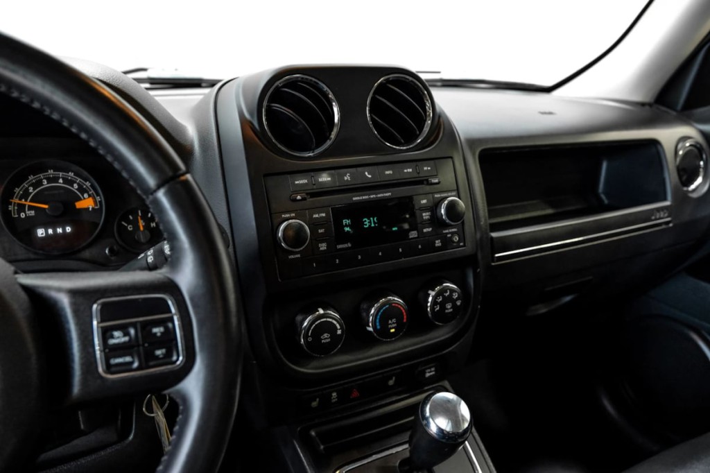 2016 Jeep Patriot Image 23
