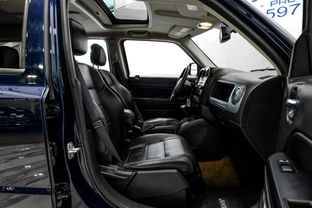 2016 Jeep Patriot Image 28