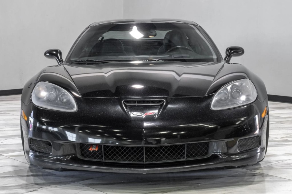 2007 Chevrolet Corvette Image 8