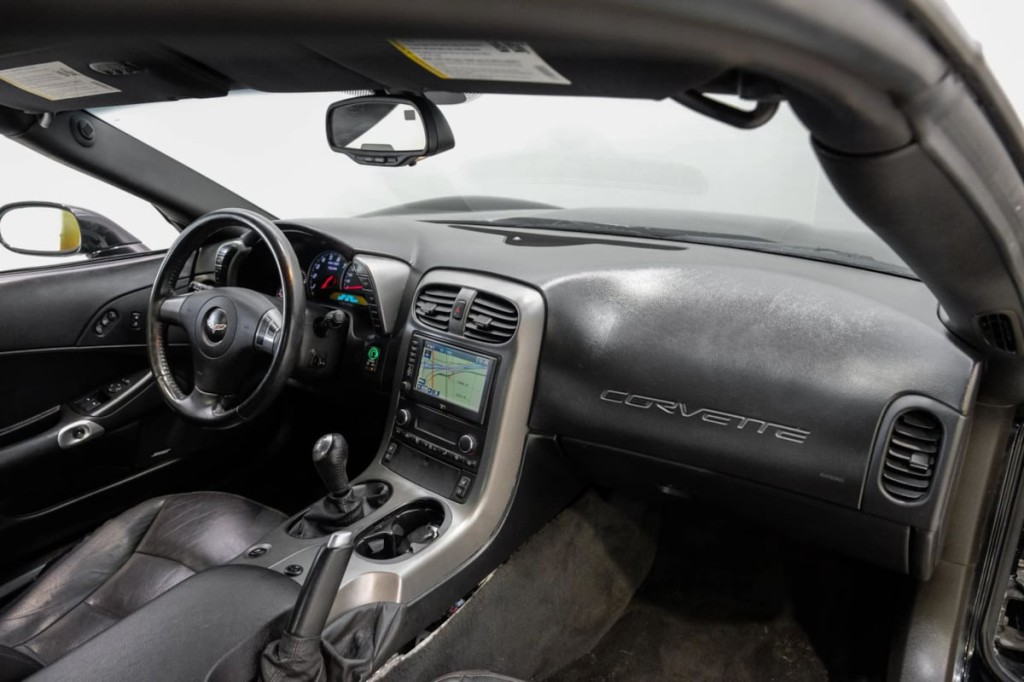 2007 Chevrolet Corvette Image 19