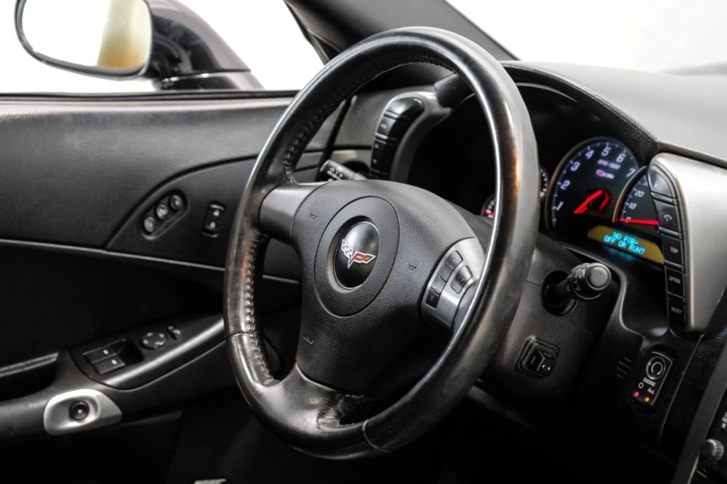 2007 Chevrolet Corvette Image 20
