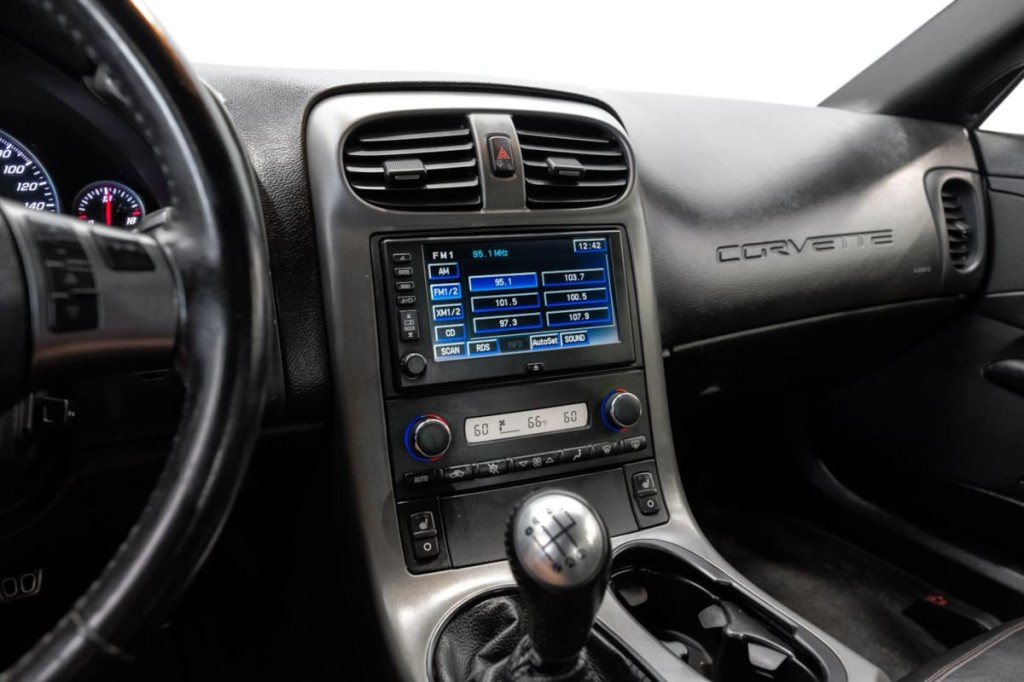 2007 Chevrolet Corvette Image 29