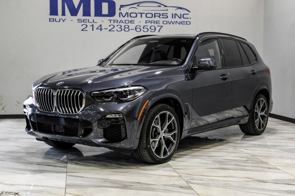 2020 BMW X5 Image 2