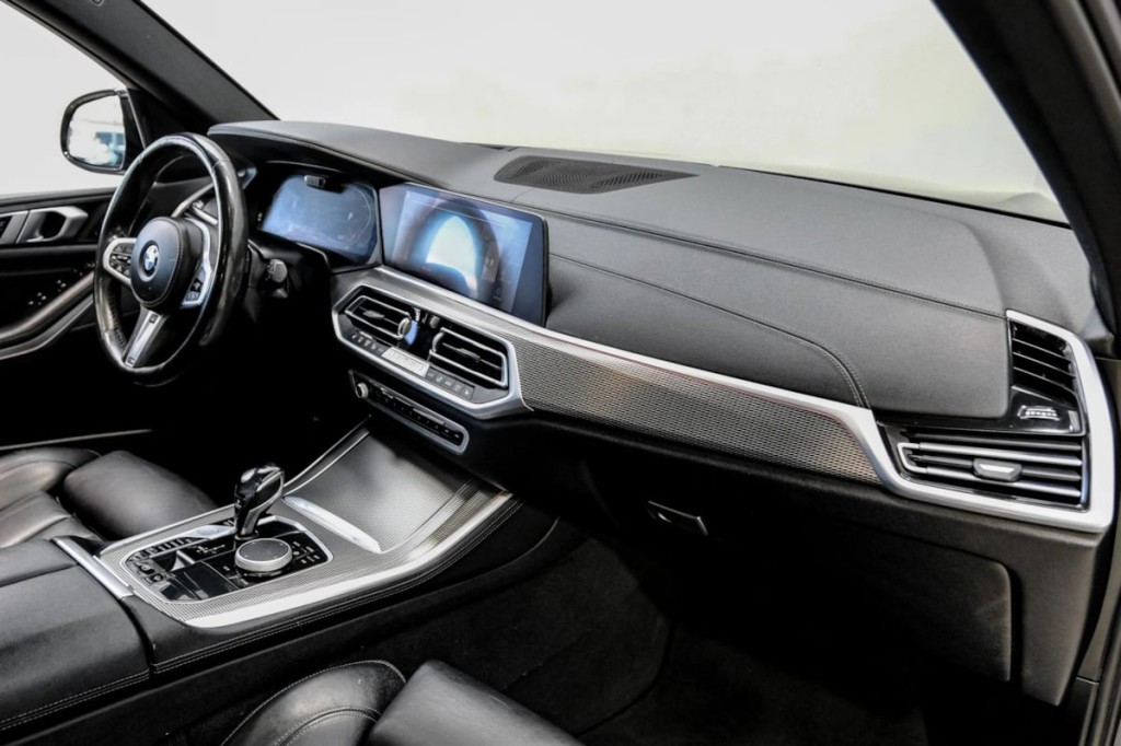 2020 BMW X5 Image 14