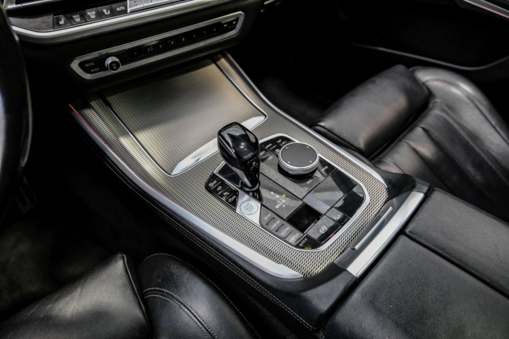 2020 BMW X5 Image 27