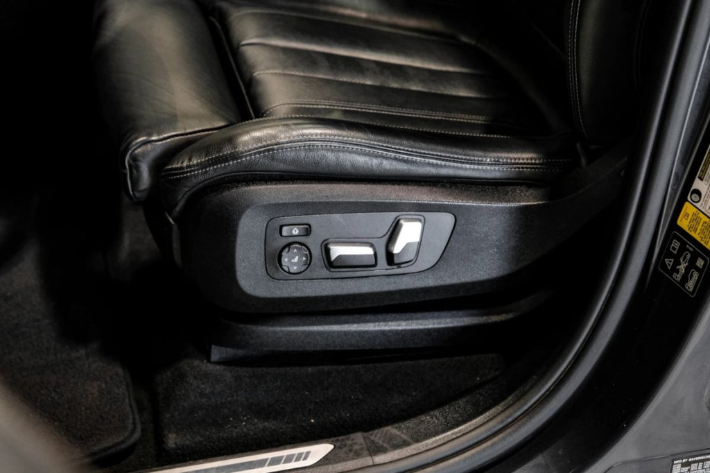 2020 BMW X5 Image 38