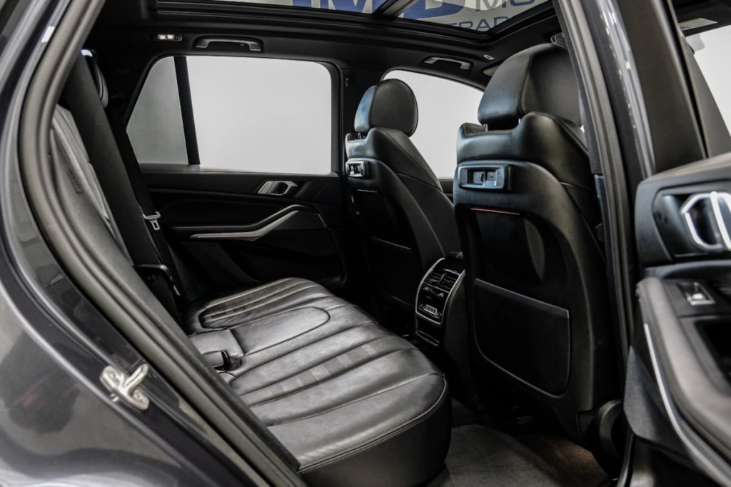 2020 BMW X5 Image 42