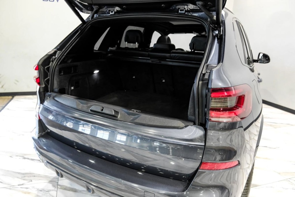 2020 BMW X5 Image 57