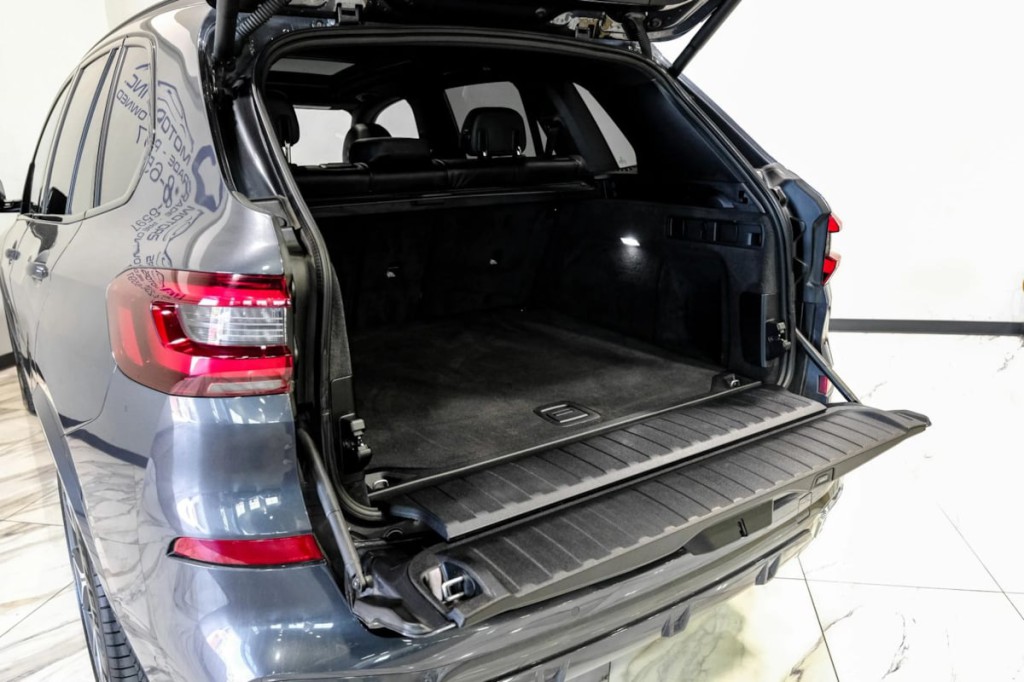 2020 BMW X5 Image 59