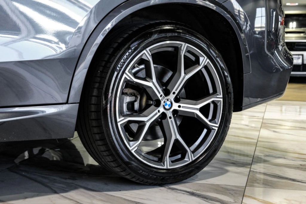 2020 BMW X5 Image 62