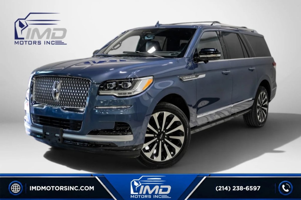 2022 Lincoln Navigator Image 1