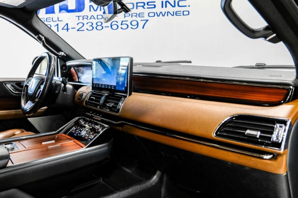 2022 Lincoln Navigator Image 18