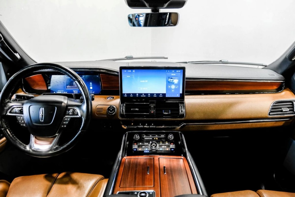 2022 Lincoln Navigator Image 20