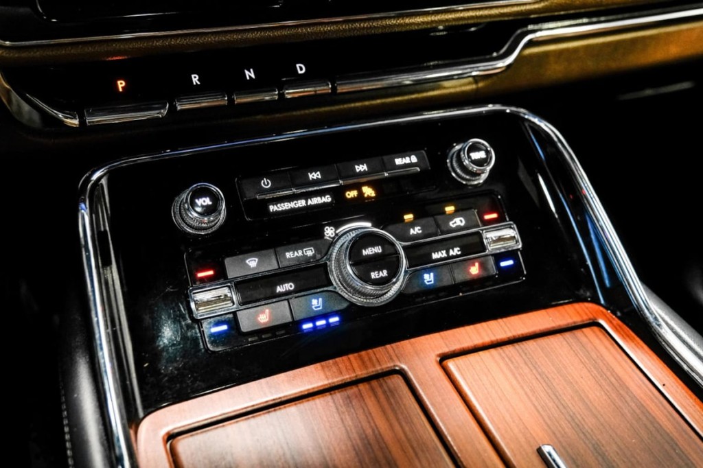2022 Lincoln Navigator Image 32