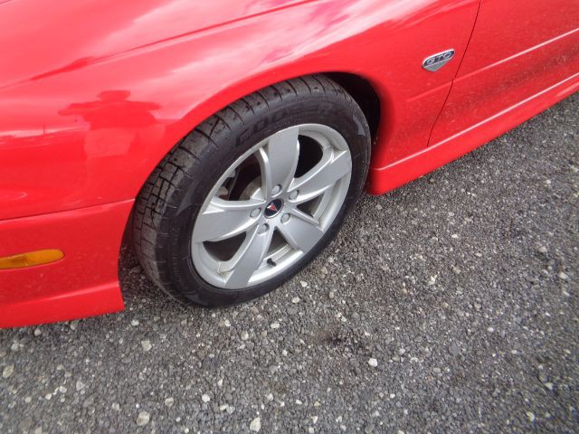 2004 Pontiac GTO Image 2