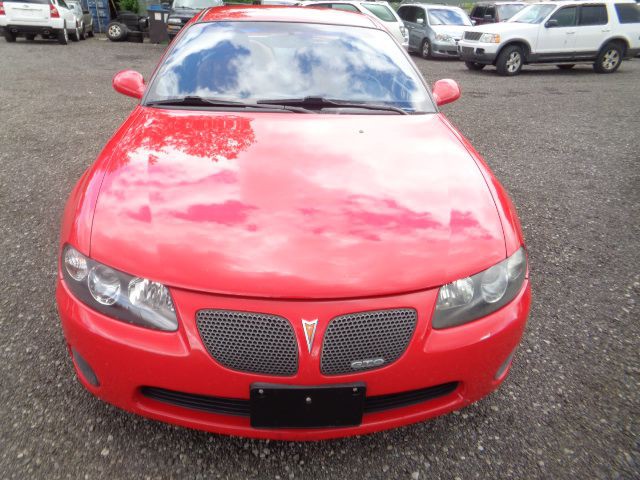 2004 Pontiac GTO Image 11