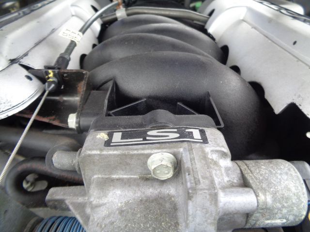 2004 Pontiac GTO Image 13
