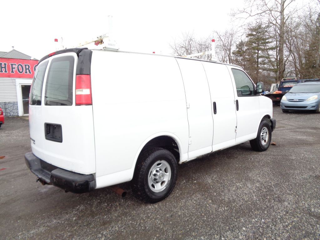 2013 Chevrolet Express Image 5