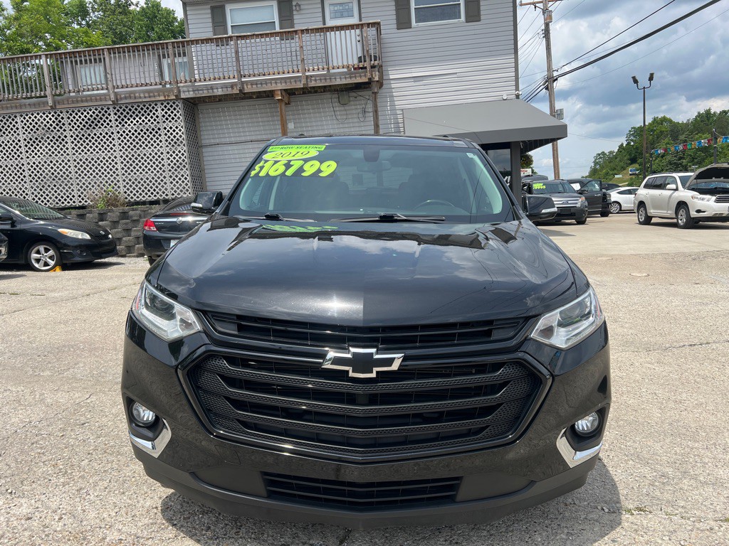 2019 Chevrolet Traverse Image 2
