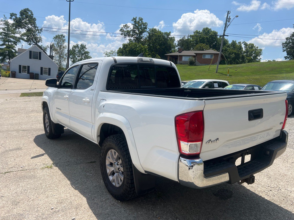 2016 Toyota Tacoma Image 7