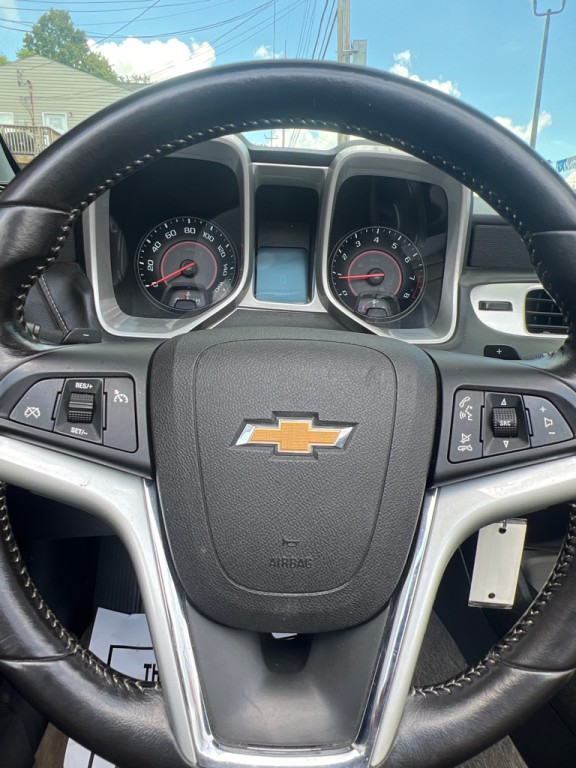 2015 Chevrolet Camaro Image 11