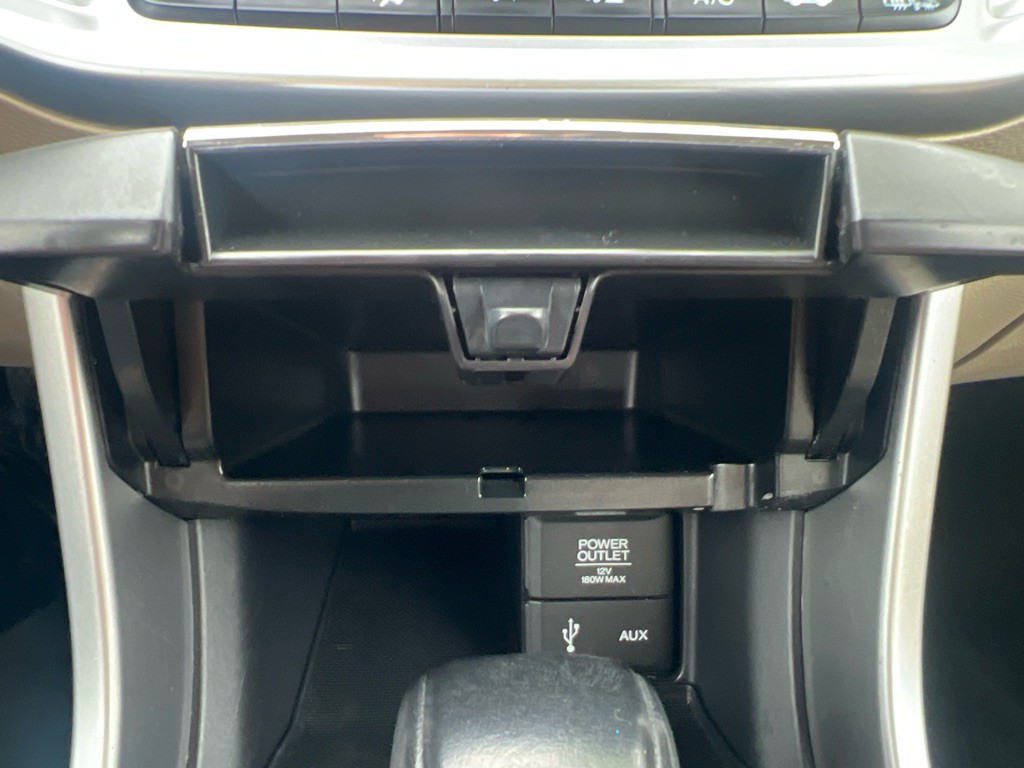 2014 Honda Accord Image 17